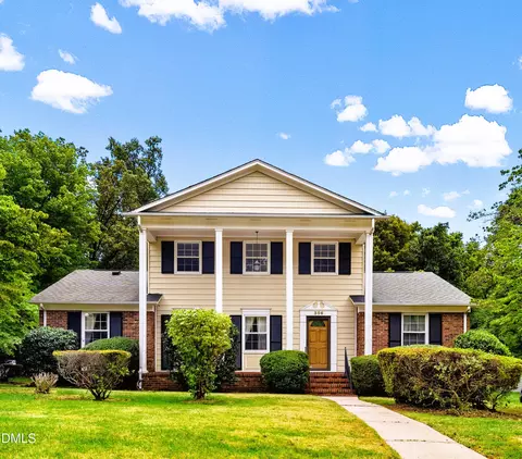 306 Leland Dr, Greensboro, NC 27455