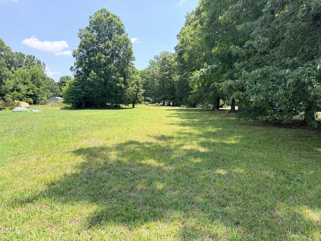 513 Nc Highway 100, Whitsett, NC 27377