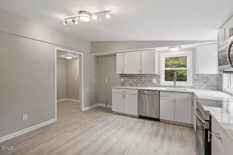 Kitchen - 581 Ed Thomas Rd, Cameron, NC 28326 photo 1 of 6