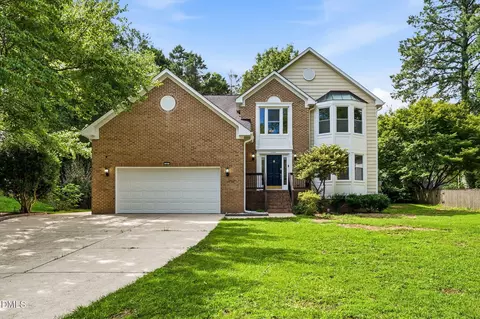 4409 Queenstown Ct, Raleigh, NC 27612