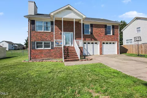 3904 Riverdale Rd, Greensboro, NC 27406
