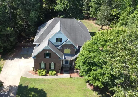 421 Cricket Hearth Rd, Sanford, NC 27330
