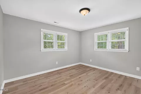 Bedroom - 1507 Robinhood Rd, Durham, NC 27701 photo 1 of 2