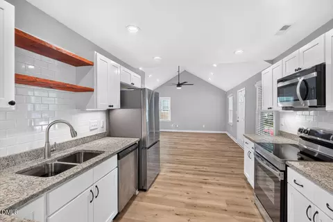 Kitchen - 1507 Robinhood Rd, Durham, NC 27701 photo 5 of 6