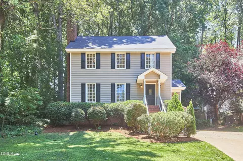 101 Bayoak Dr, Cary, NC 27513