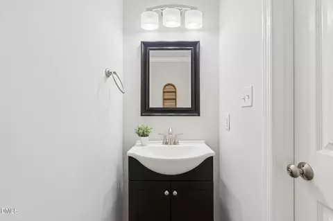 Bath - 254 Beechtree Dr, Cary, NC 27513 photo 1 of 5