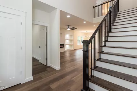 Entry Way - 514 E Juniper Ave, Wake Forest, NC 27587 photo 1 of 4
