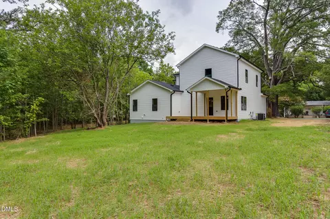 Exterior - 514 E Juniper Ave, Wake Forest, NC 27587 photo 2 of 4