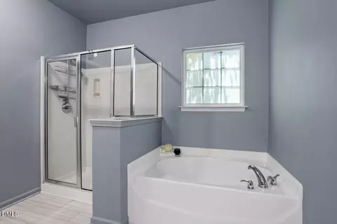 Bath - 115 Hidden Fox Path, Garner, NC 27529 photo 2 of 3