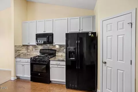 Kitchen - 115 Hidden Fox Path, Garner, NC 27529 photo 2 of 3