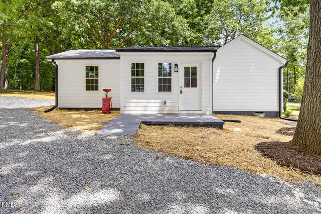 421 E Webb St, Mebane, NC 27302