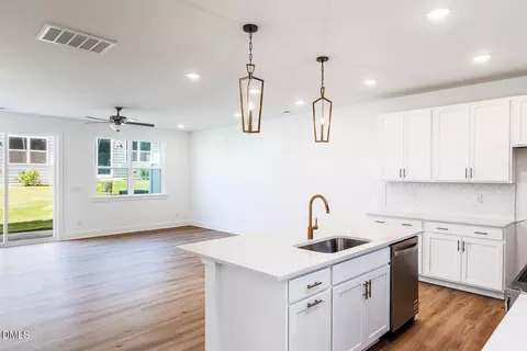 Kitchen - 129 Silver Pine Dr #50, Angier, NC 27501 photo 2 of 5