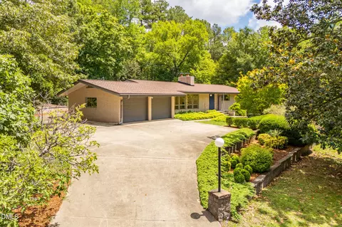 604 Caswell Rd, Chapel Hill, NC 27514