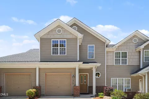 2719 Andover Glen Rd, Raleigh, NC 27604