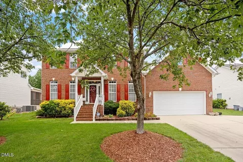 5204 Duckdown Ct, Raleigh, NC 27604