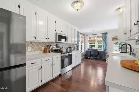 Kitchen - 166 Edmondson Dr, Willow Spring, NC 27592 photo 3 of 4