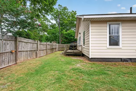 Exterior - 301 E Divine St, Dunn, NC 28334 photo 9 of 10