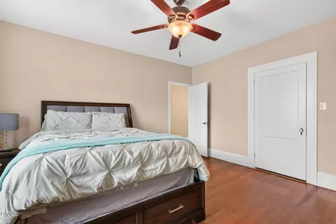 Bedroom - 301 E Divine St, Dunn, NC 28334 photo 4 of 5