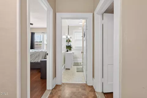 Entry Way - 301 E Divine St, Dunn, NC 28334 photo 1 of 1