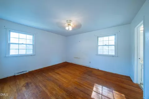 Bedroom - 3832 Hermine St, Durham, NC 27705 photo 1 of 5