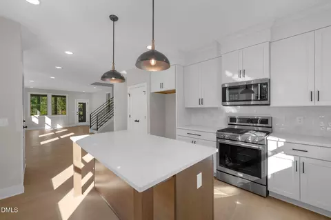 717 Mirkwood Ave, Apex, NC 27523