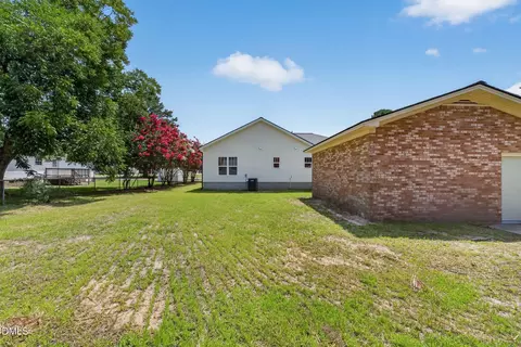 Exterior - 175 Tracy Ln, Dunn, NC 28334 photo 6 of 8