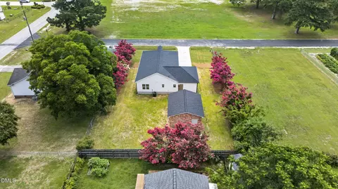View/Area - 175 Tracy Ln, Dunn, NC 28334 photo 2 of 3
