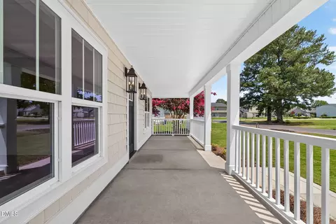 Exterior - 175 Tracy Ln, Dunn, NC 28334 photo 3 of 8