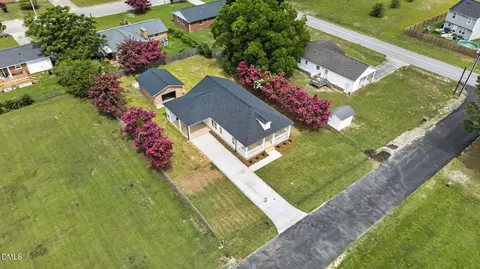 View/Area - 175 Tracy Ln, Dunn, NC 28334 photo 3 of 3