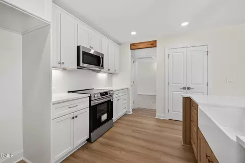 Kitchen - 175 Tracy Ln, Dunn, NC 28334 photo 4 of 6
