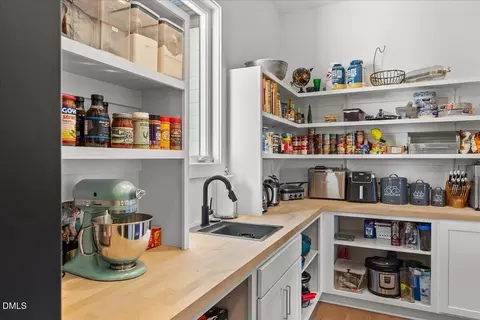 Kitchen - 290 Old Chevy Rd, Moncure, NC 27559 photo 6 of 10