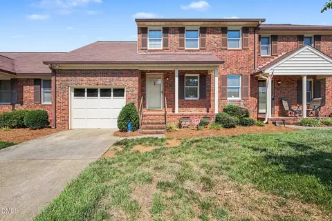 1816 Meadowview Dr, Graham, NC 27253
