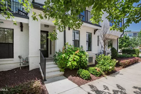 1501 Draper View Loop #102, Raleigh, NC 27608