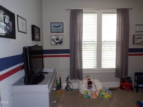 Bedroom - 8201 Plum Bush Ct, Willow Spring, NC 27592 photo 5 of 5