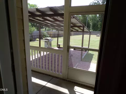 Exterior - 8201 Plum Bush Ct, Willow Spring, NC 27592 photo 4 of 4