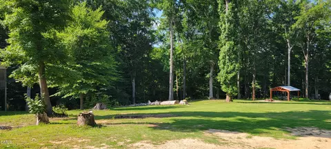 250 Oakdale Ave, Clayton, NC 27520