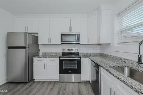 411 Dunstan Ave, Durham, NC 27707 photo 10