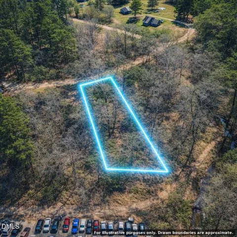 13711 Circle Dr, Charlotte, NC 28262