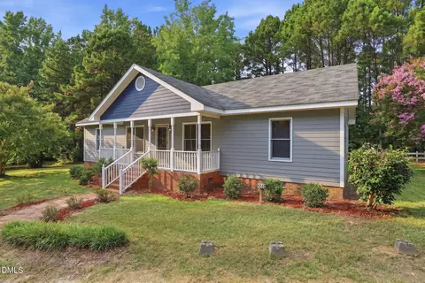 5662 Cokesbury Rd, Fuquay Varina, NC 27526