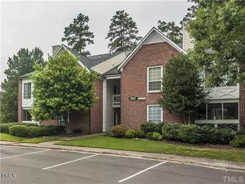 1001 Kingswood Dr, Chapel Hill, NC 27514