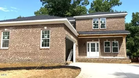 1123 Challenge Dr, Graham, NC 27253