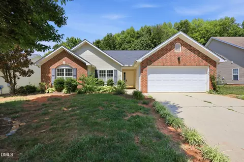 514 Walnut Crossing Dr, Whitsett, NC 27377