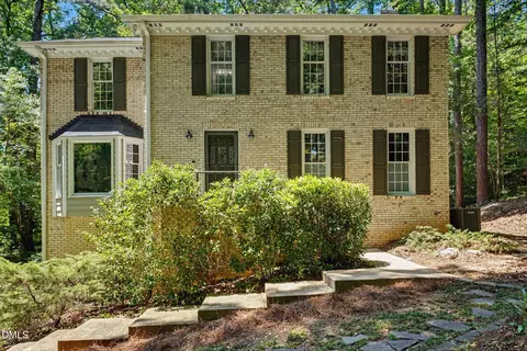 5537 Parkwood Dr, Raleigh, NC 27612