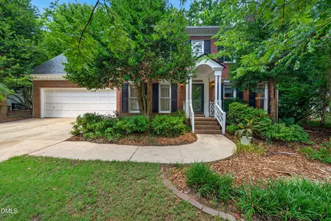 111 Copper Hill Dr, Cary, NC 27518