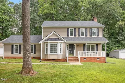 119 E Stratford Dr, Henderson, NC 27537