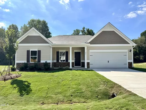 257 Cheshire Farm Dr, Smithfield, NC 27577