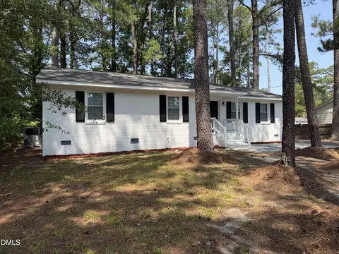 108 N Glendale Dr, Rocky Mount, NC 27801
