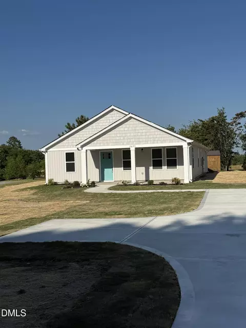 2695 Hillmon Grove Rd, Cameron, NC 28326