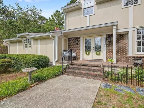 Exterior - 714 Chestnut Dr, Smithfield, NC 27577 photo 2 of 11