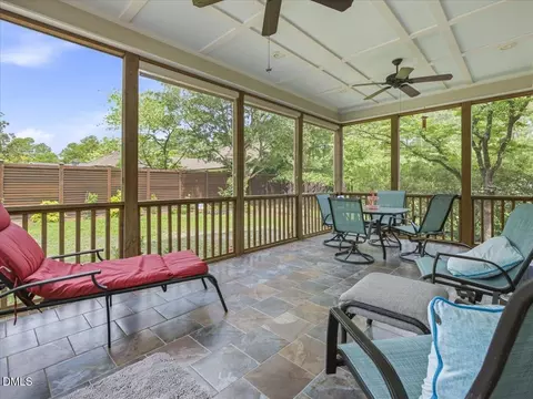 Exterior - 714 Chestnut Dr, Smithfield, NC 27577 photo 6 of 11